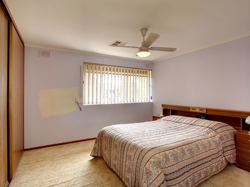 10 Woodstock Avenue, Christie Downs SA 5164