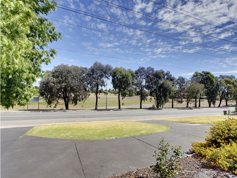 133 Bains Road, Morphett Vale SA 5162