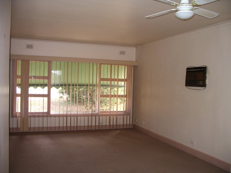 6 Anembo Street, O’sullivan Beach SA 5166