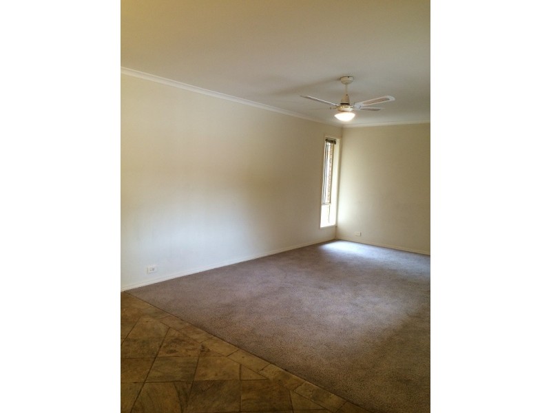45 Cambourne Crescent, Seaford Rise SA 5169