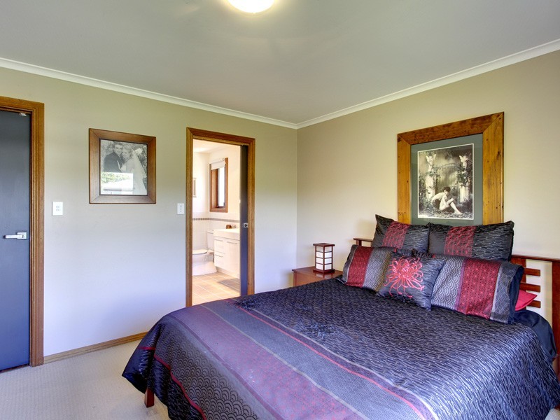 21 Cliff Avenue, Port Noarlunga South SA 5167