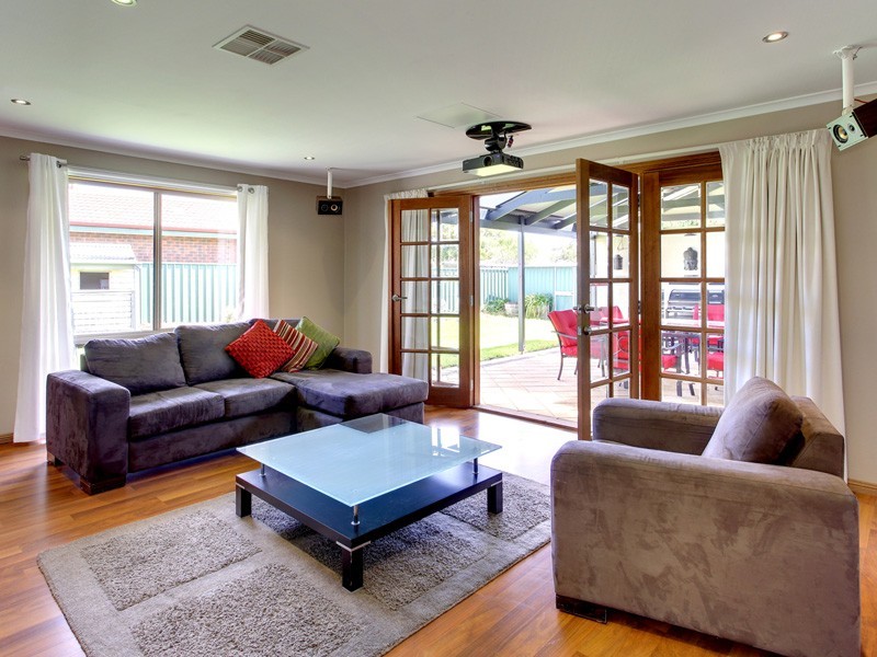 21 Cliff Avenue, Port Noarlunga South SA 5167