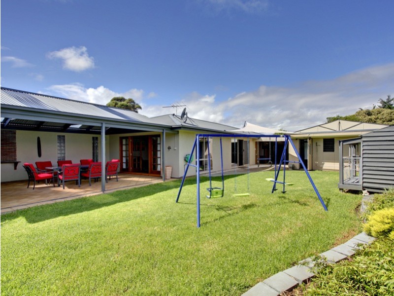 21 Cliff Avenue, Port Noarlunga South SA 5167