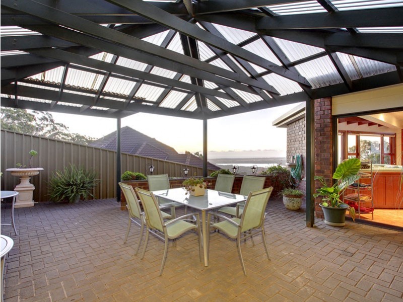 5 Kevin Court, Happy Valley SA 5159