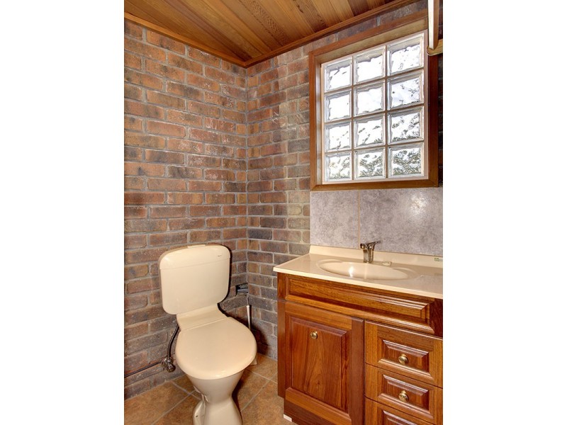 5 Kevin Court, Happy Valley SA 5159