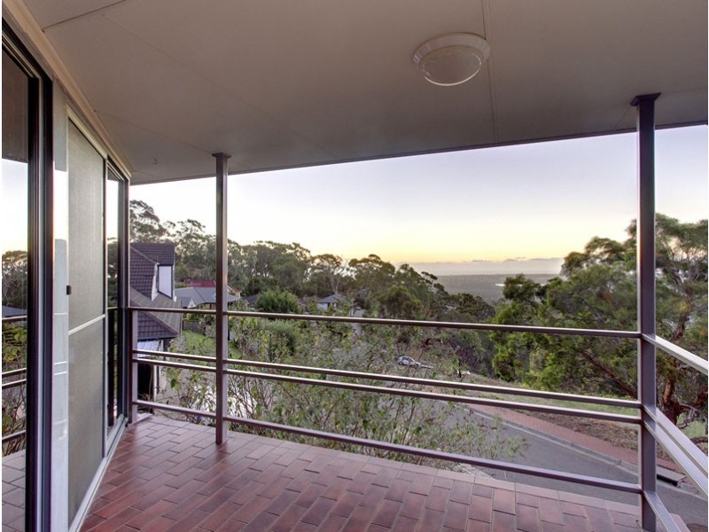 5 Kevin Court, Happy Valley SA 5159