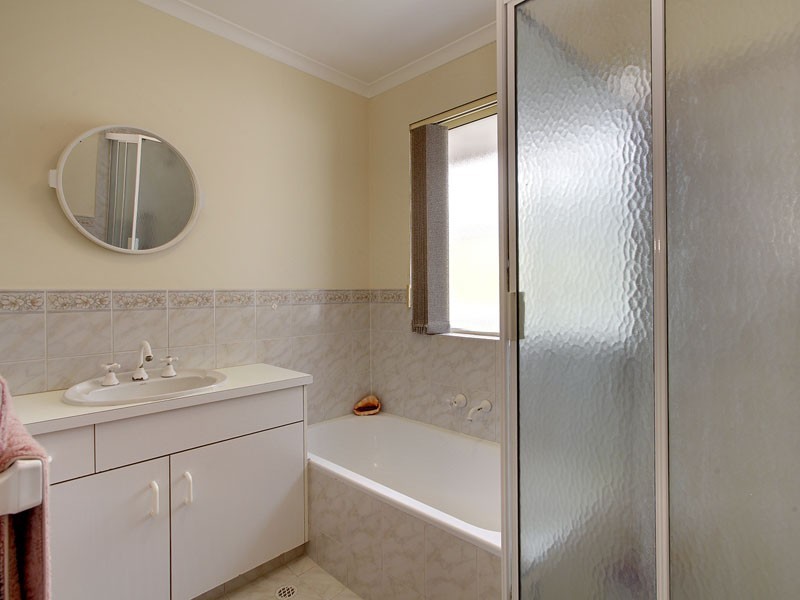 30 Chapman Avenue, Mclaren Vale SA 5171