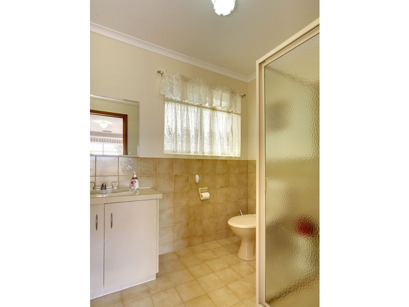 8 Siegersdorf Crescent, Old Reynella SA 5161