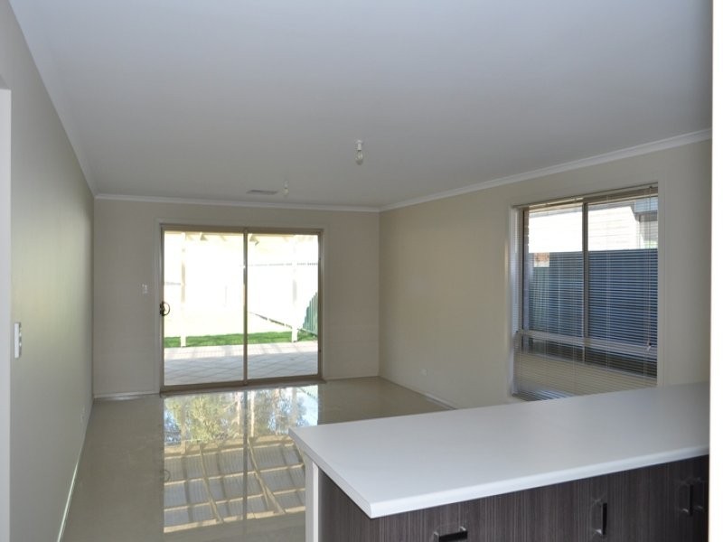 13 Lancaster Circuit, Old Noarlunga SA 5168