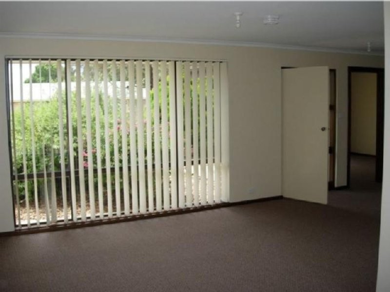 28 Acacia Road, Morphett Vale SA 5162