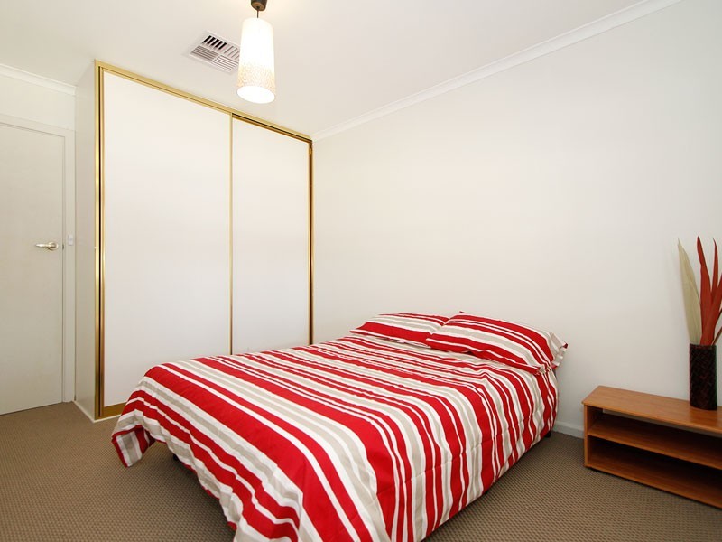 18 Roy Road, Morphett Vale SA 5162