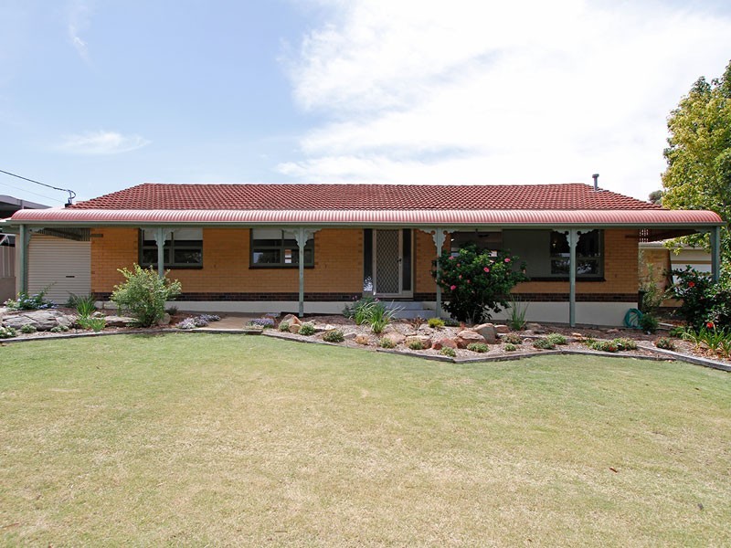 18 Roy Road, Morphett Vale SA 5162