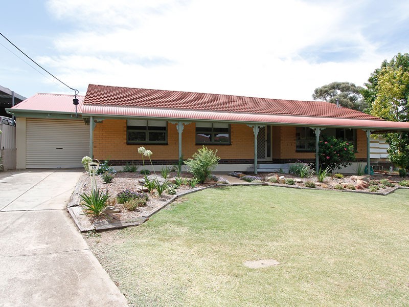 18 Roy Road, Morphett Vale SA 5162