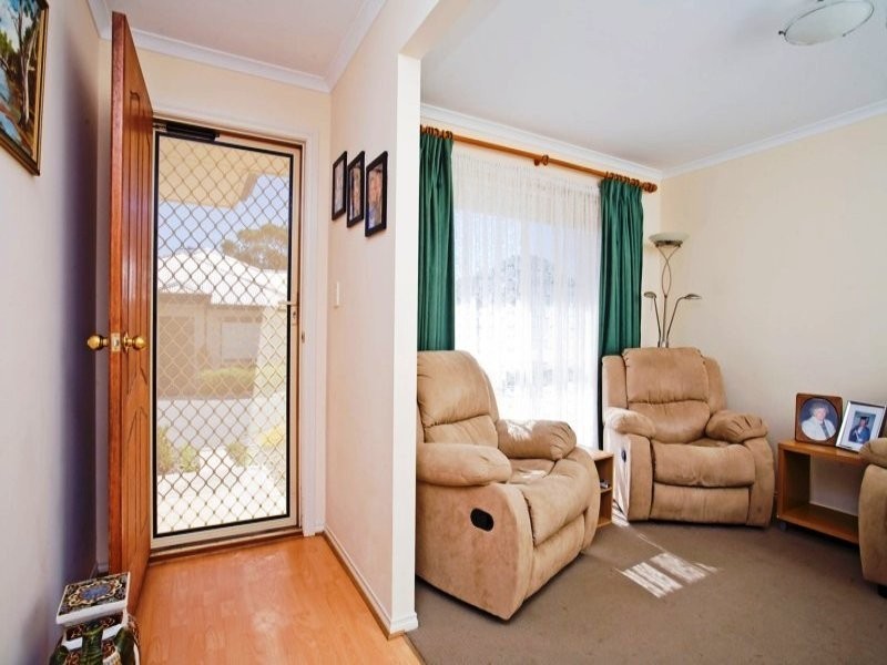 6 Mountain Ash Court, Hackham SA 5163