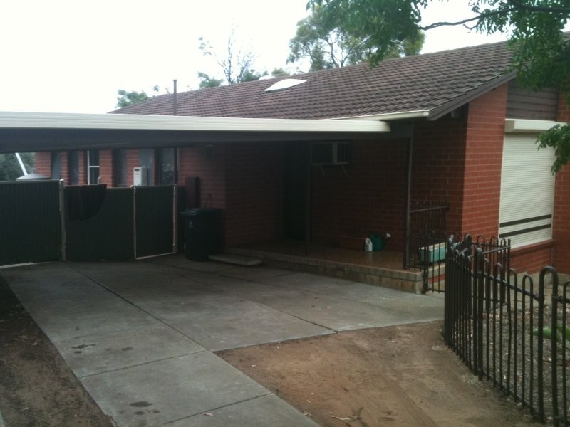 31 Valerian Court, Christie Downs SA 5164