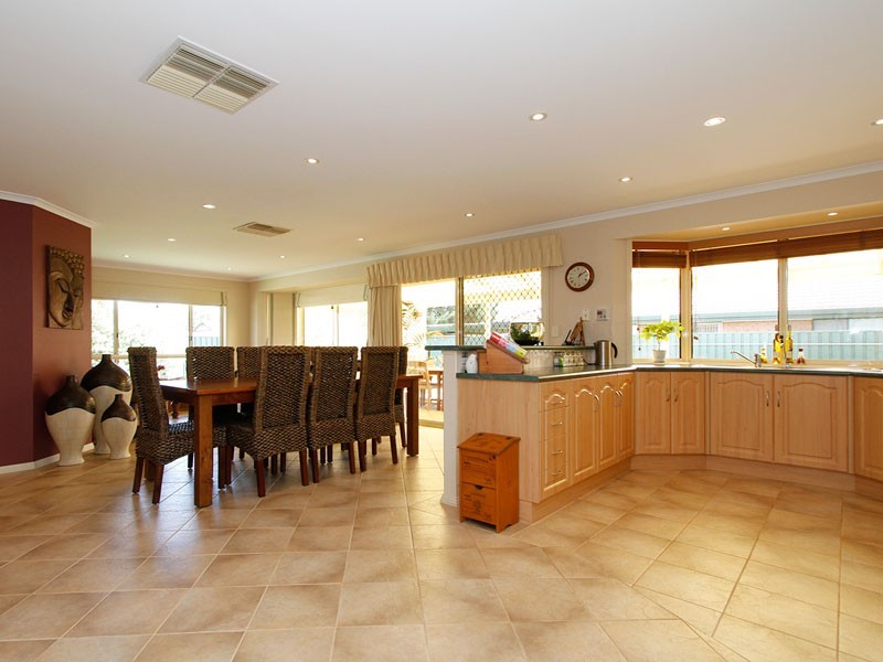 33 Kimber Street, Aldinga Beach SA 5173