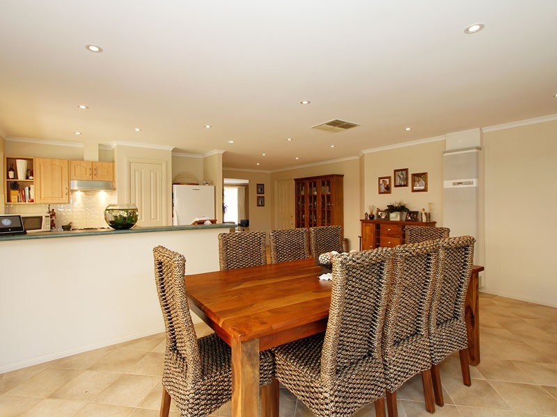 33 Kimber Street, Aldinga Beach SA 5173