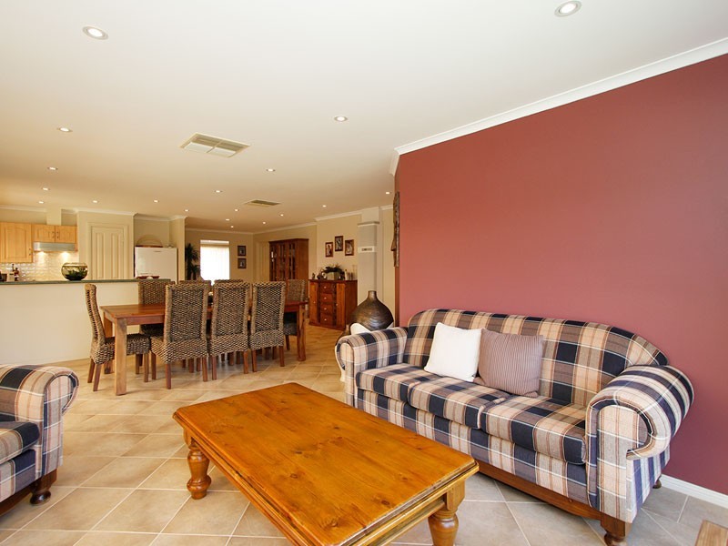 33 Kimber Street, Aldinga Beach SA 5173