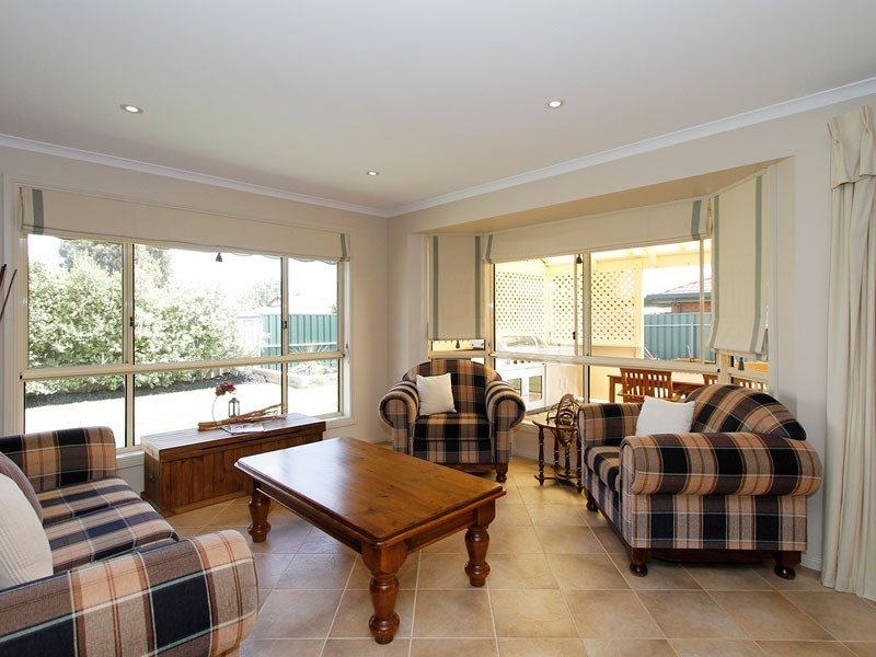 33 Kimber Street, Aldinga Beach SA 5173
