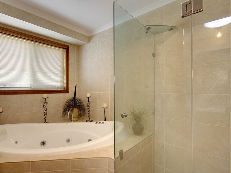 17 Philipson Crescent, Sheidow Park SA 5158