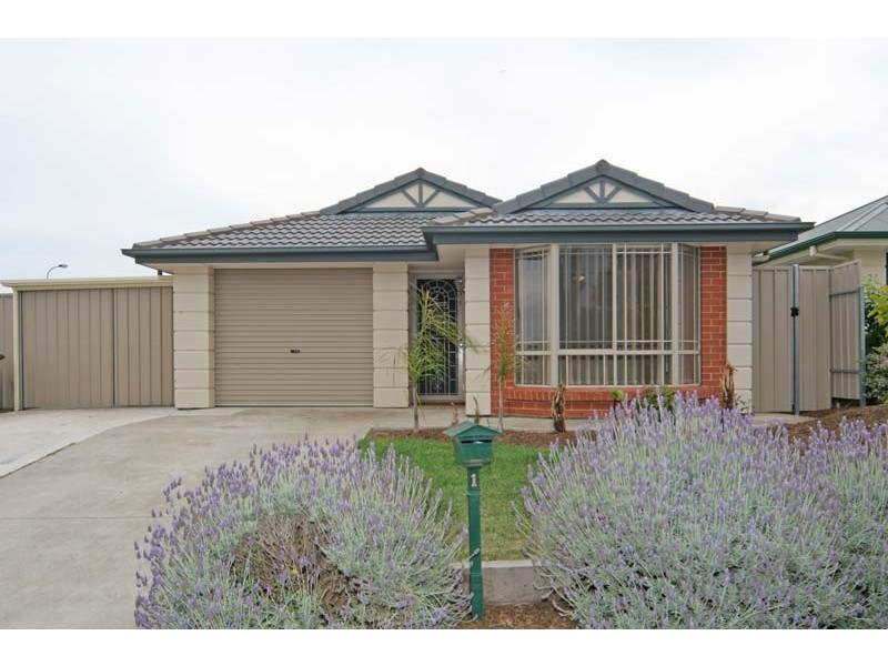 1 Vidmar Court, Woodcroft SA 5162