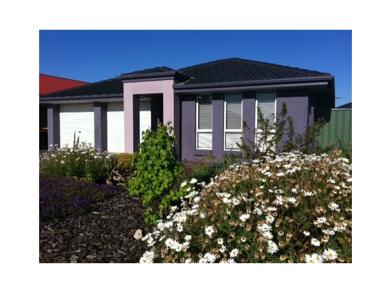 4 Sapphire Way, Aldinga Beach SA 5173