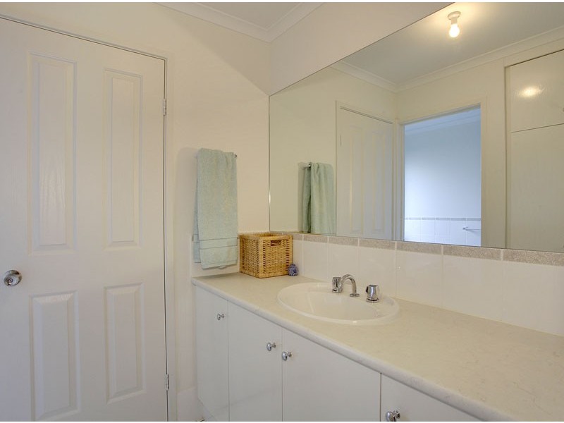 4 Sapphire Way, Aldinga Beach SA 5173