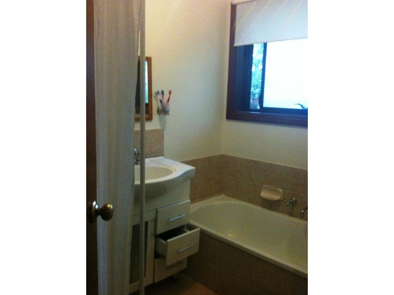 17 Chynoweth Avenue, Hackham SA 5163