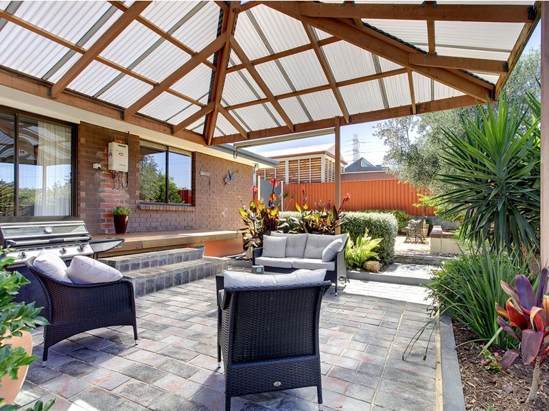 15 Abiona Street, Flagstaff Hill SA 5159