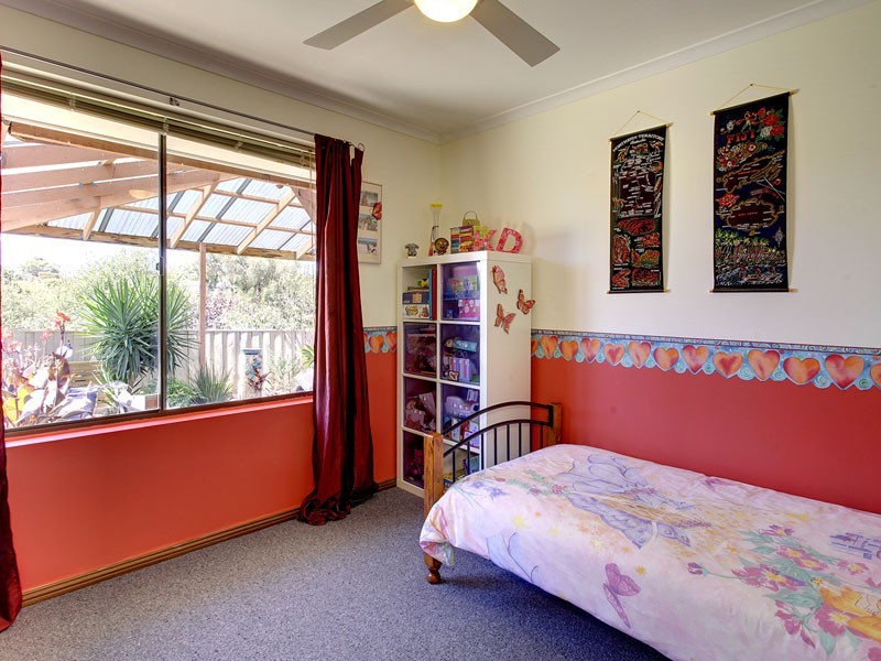 15 Abiona Street, Flagstaff Hill SA 5159