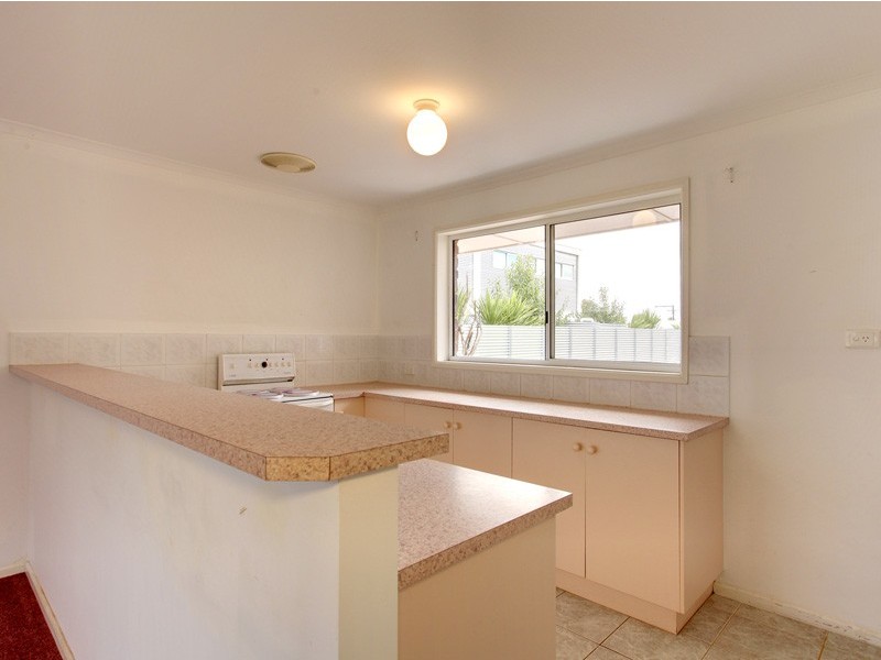 11 Caffrey Crescent, Port Willunga SA 5173