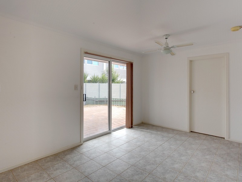 11 Caffrey Crescent, Port Willunga SA 5173