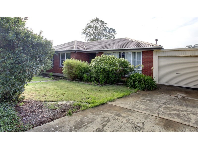 13 Ayre Street, Morphett Vale SA 5162