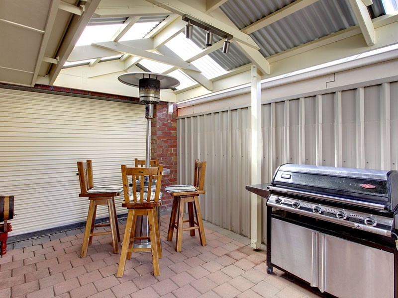 4 Cambourne Crescent, Seaford SA 5169