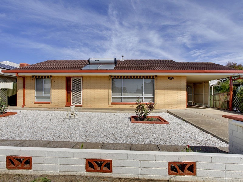 8 Helmsman Terrace, Seaford SA 5169