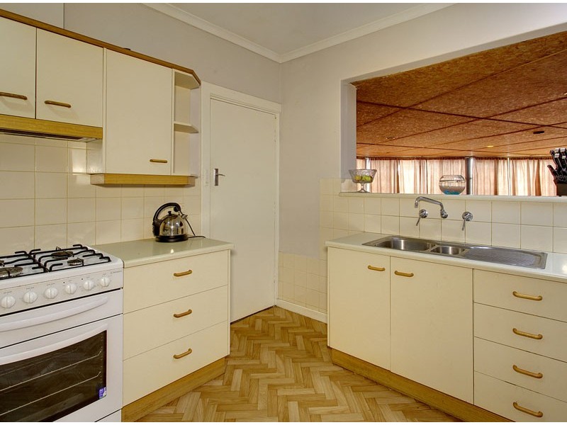 1 Townsend Drive, Morphett Vale SA 5162