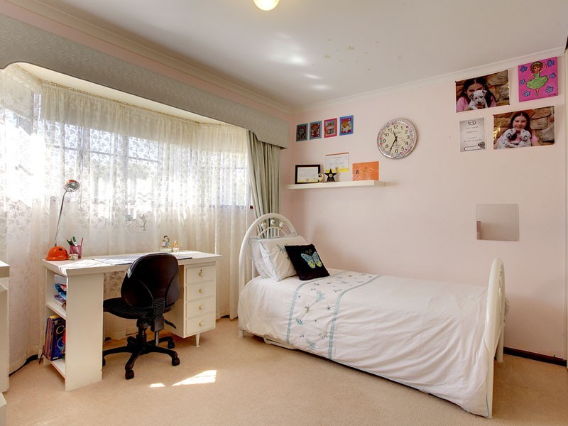 23 Songlark Grove, Flagstaff Hill SA 5159