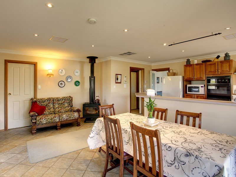 24 Wigley Drive, Mclaren Vale SA 5171