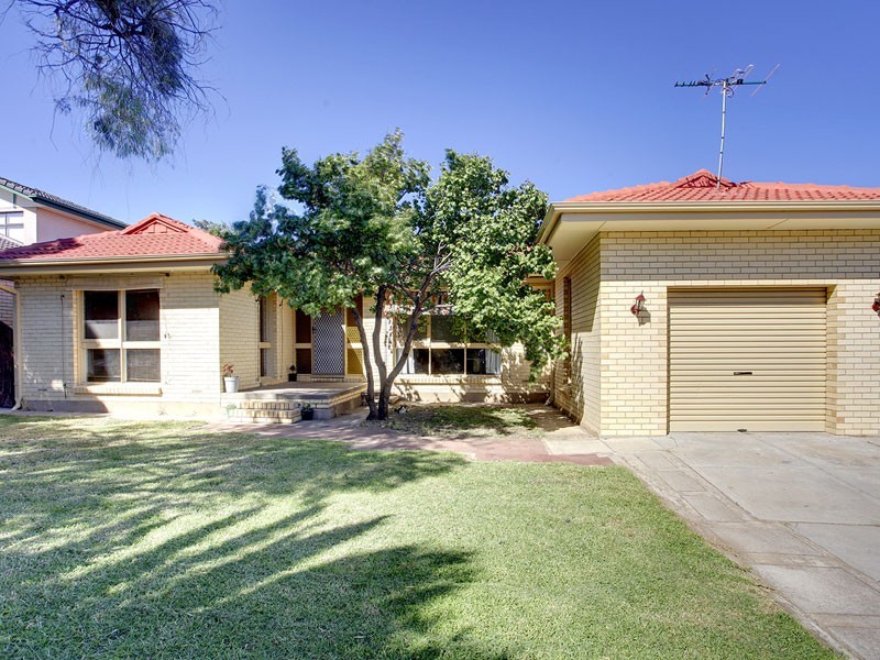 8 Johnson Crescent, Port Noarlunga SA 5167