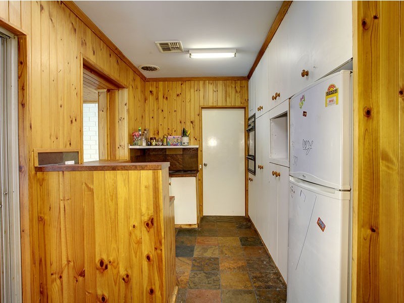 8 Johnson Crescent, Port Noarlunga SA 5167
