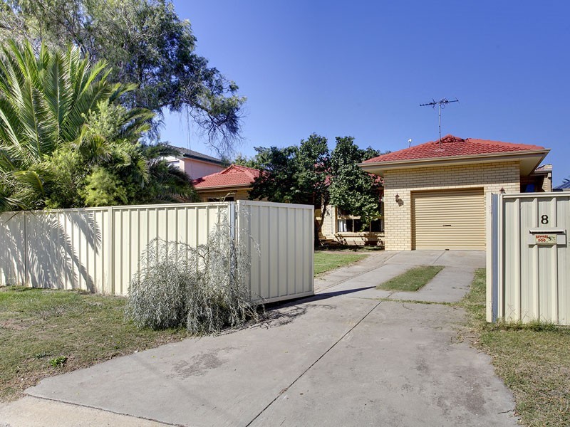 8 Johnson Crescent, Port Noarlunga SA 5167