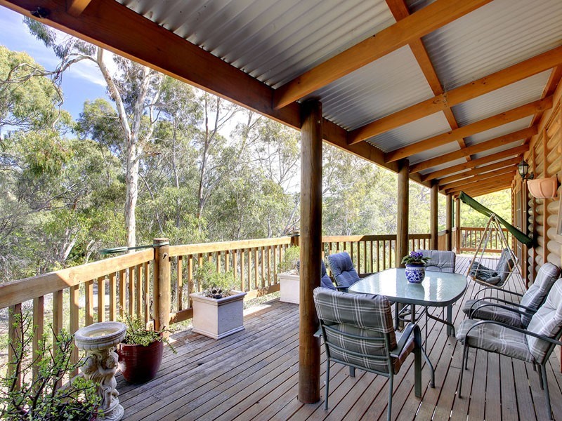 369 Black Road, Flagstaff Hill SA 5159