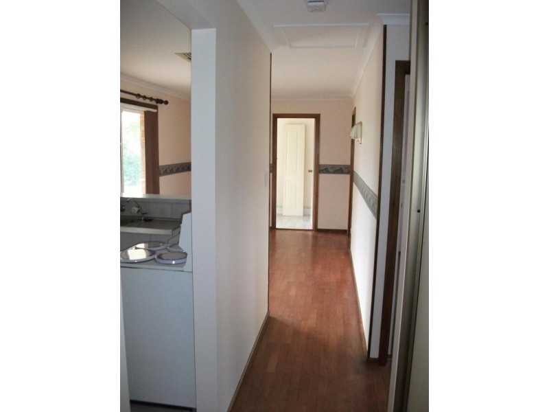 9 Windsor Court, Morphett Vale SA 5162