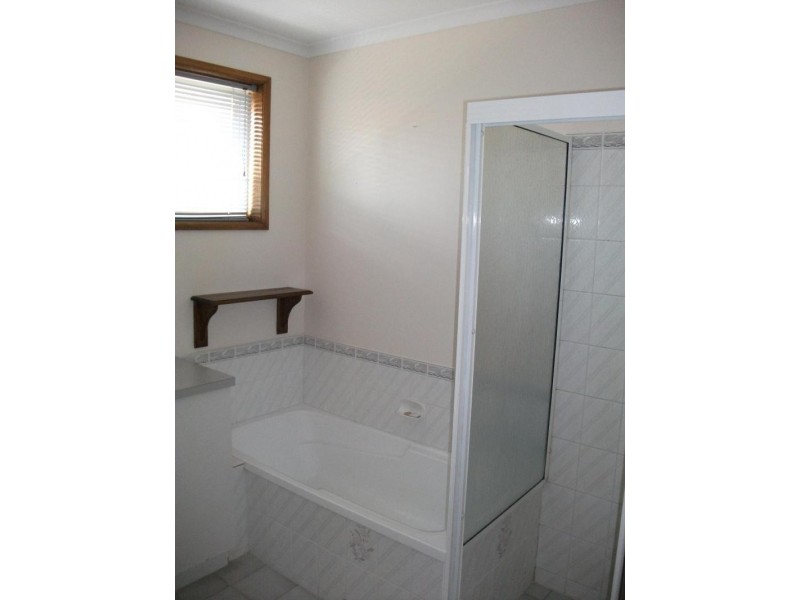 9 Windsor Court, Morphett Vale SA 5162