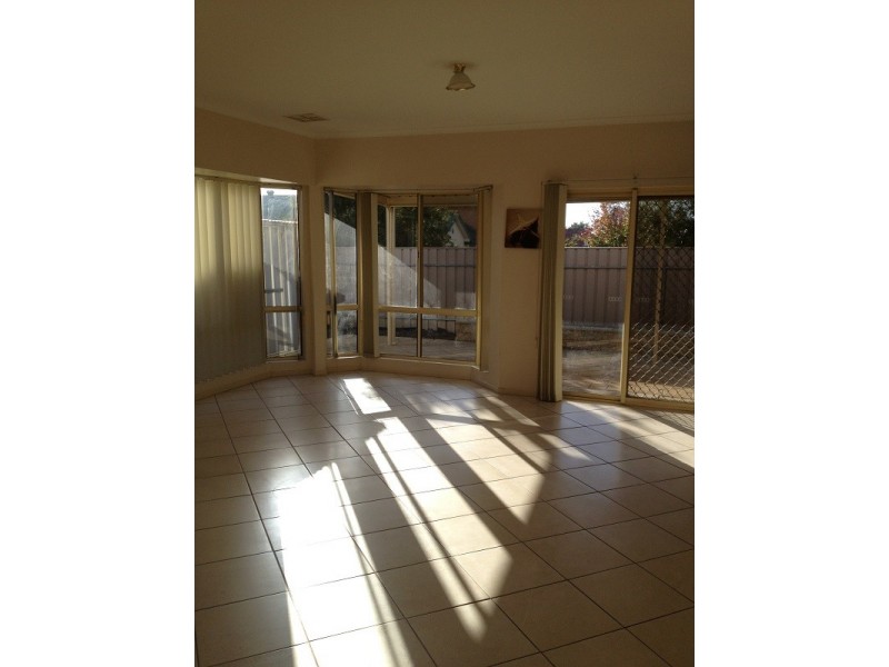 21 Lanark Avenue, Mitchell Park SA 5043