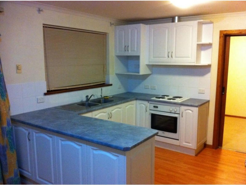 12 Whiteley Drive, Trott Park SA 5158