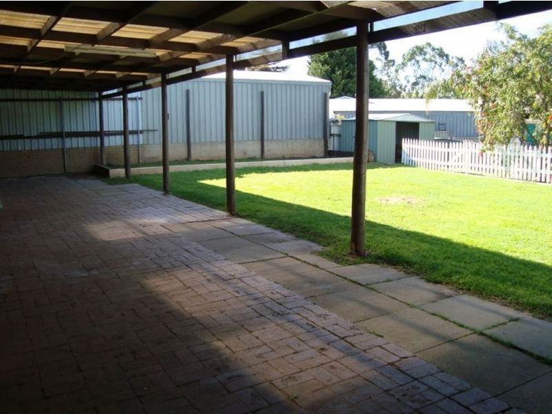 12 Whiteley Drive, Trott Park SA 5158