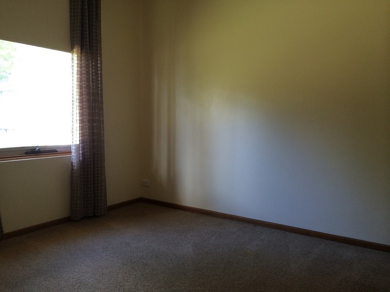 23 Barrdickson Crescent, Happy Valley SA 5159