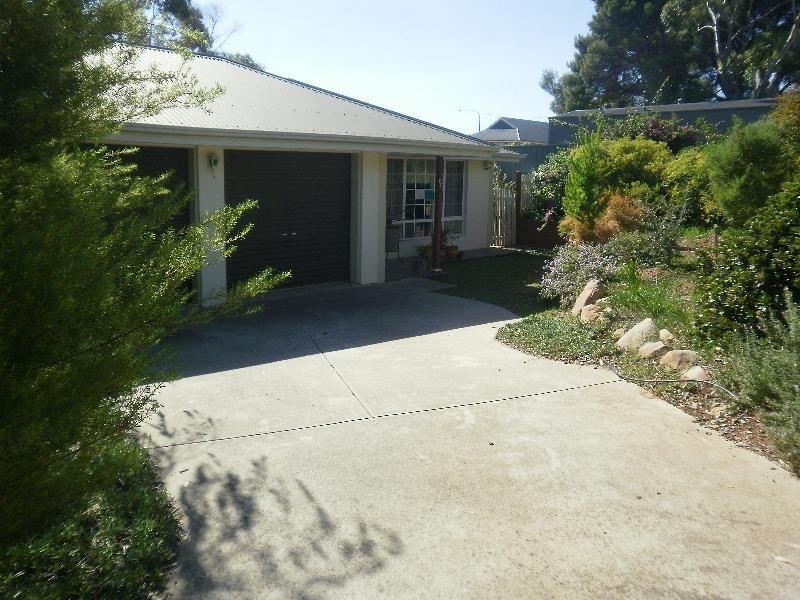 11 Tilbrook Crescent, Mclaren Vale SA 5171