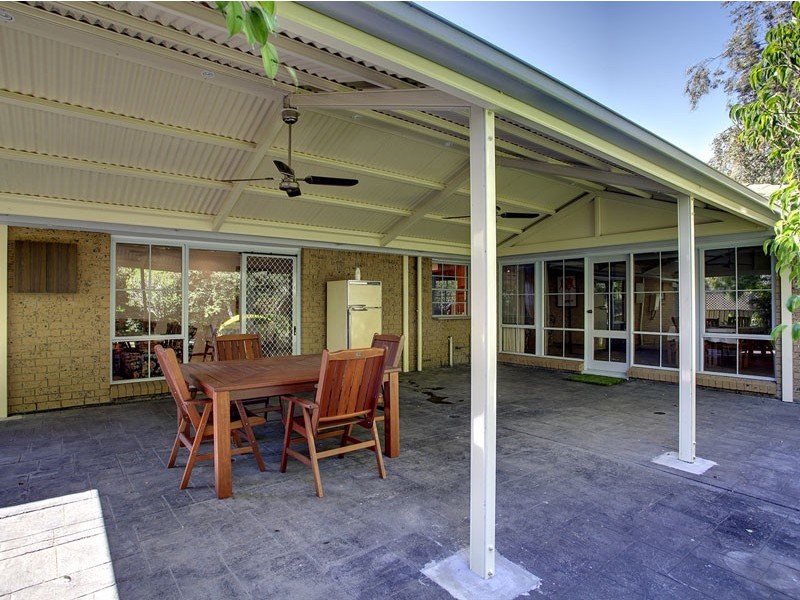 10 Shiraz Court, Aberfoyle Park SA 5159